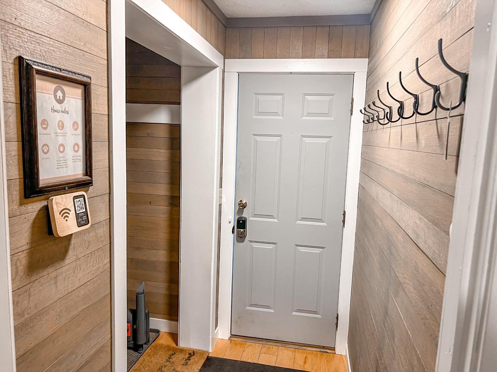 Remodeled Summit Condo At Snowshoe - Modern & Cozy Exterior foto