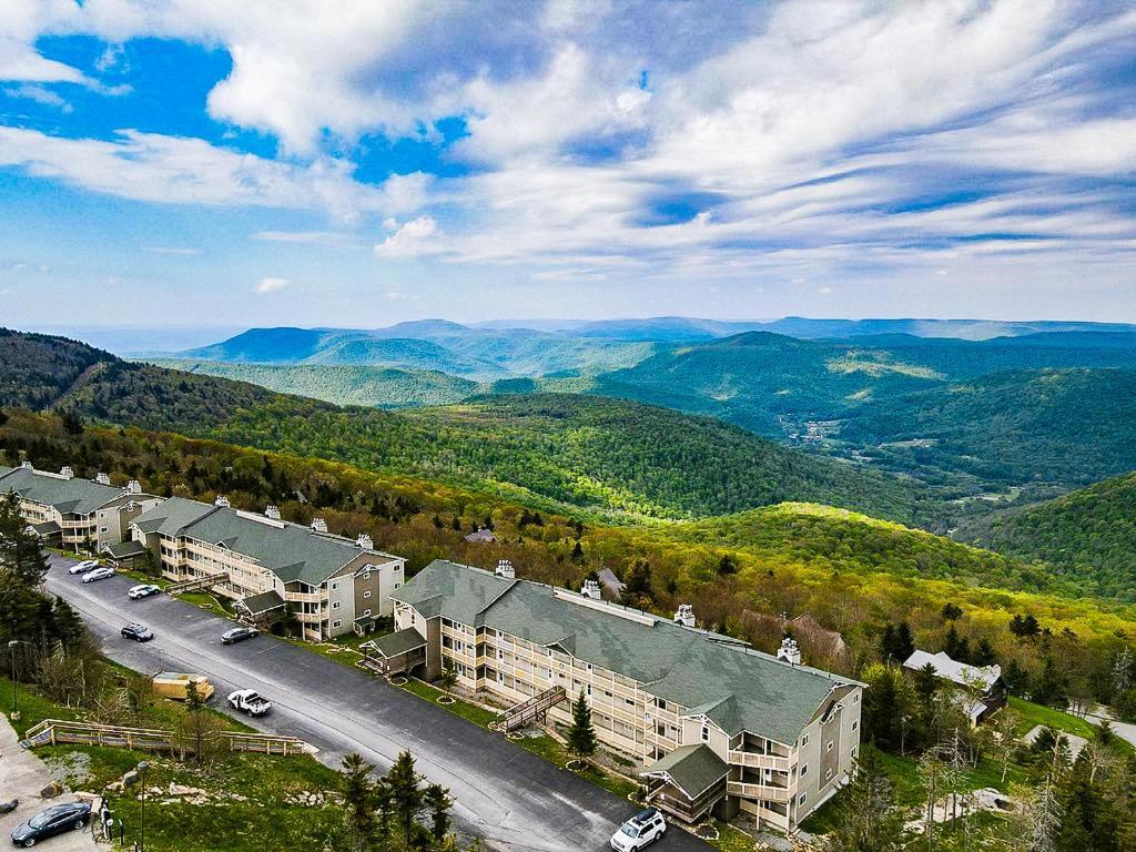 Remodeled Summit Condo At Snowshoe - Modern & Cozy Exterior foto